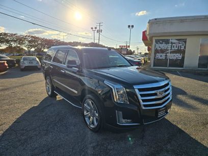 Used 2019 Cadillac Escalade Luxury