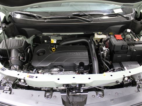 New 2026 Chevrolet Equinox LT w/ Midnight Edition image 42