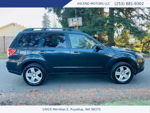 Used 2010 Subaru Forester 2.5X Premium AWD/4WD image 6