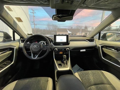 New 2025 Toyota RAV4 XLE image 6