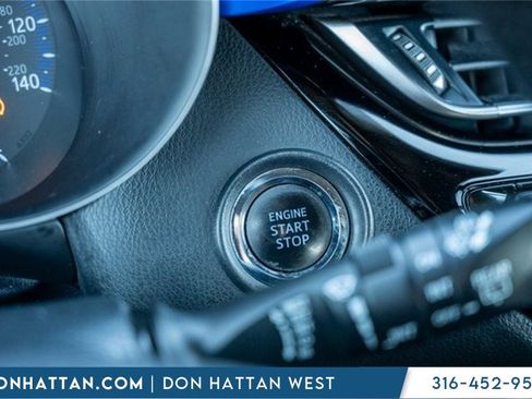 Used 2021 Toyota C-HR XLE image 10