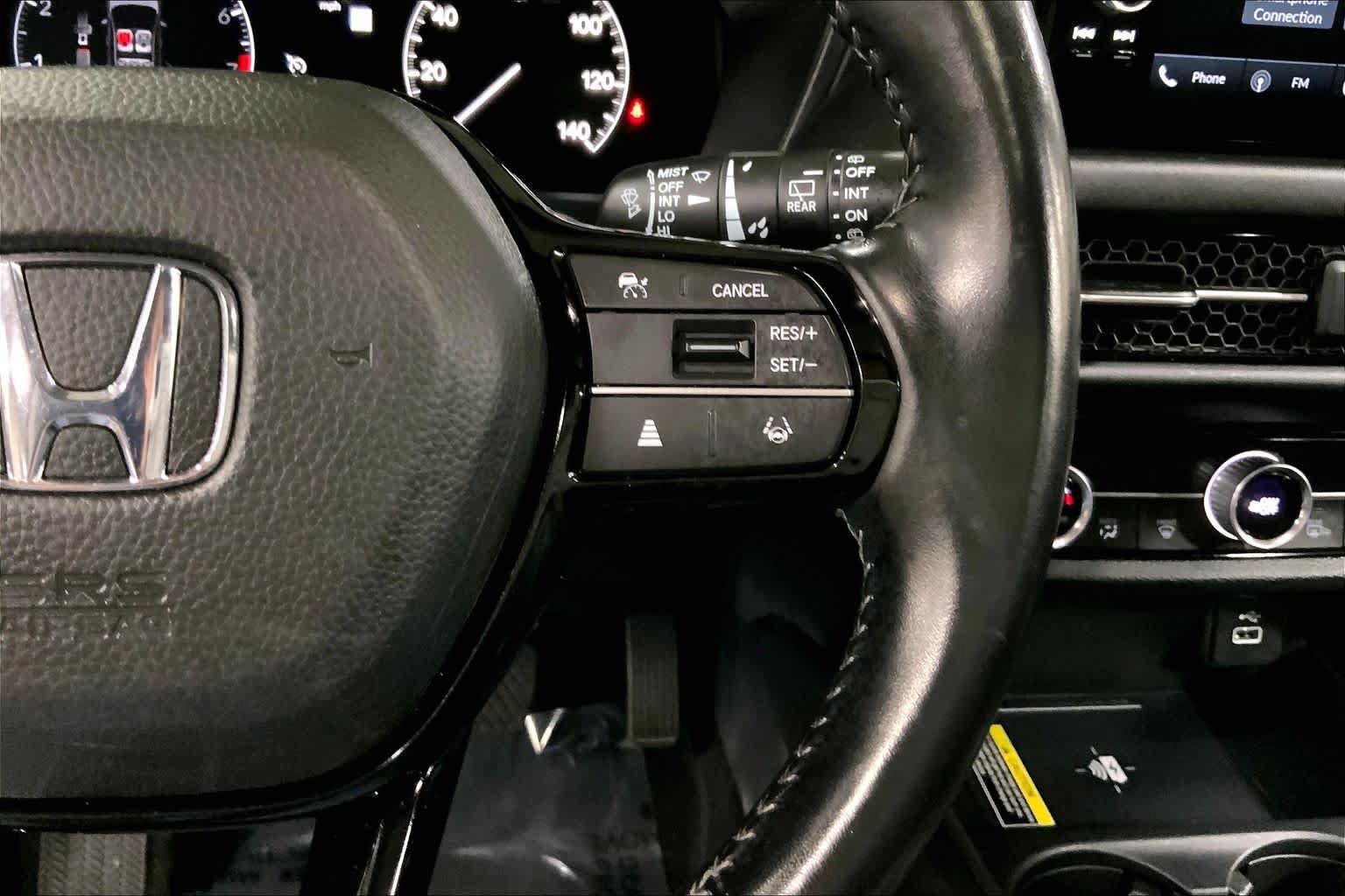 Used 2025 Honda HR-V EX-L image 25