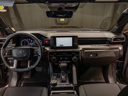 Used 2024 Toyota Tacoma TRD Off-Road w/ TRD Off Road Upgrade Package AWD/4WD image 14