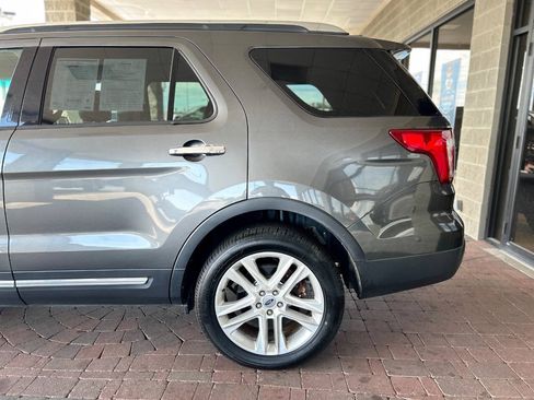 Used 2016 Ford Explorer Limited AWD/4WD image 6