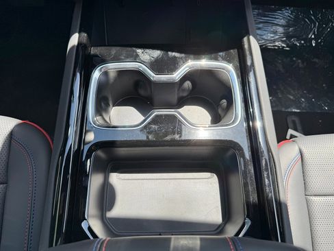 New 2025 Chevrolet Silverado EV RST image 30