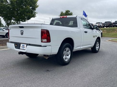 Used 2018 RAM 1500 Express RWD image 3