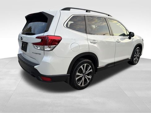 Used 2020 Subaru Forester Limited image 7