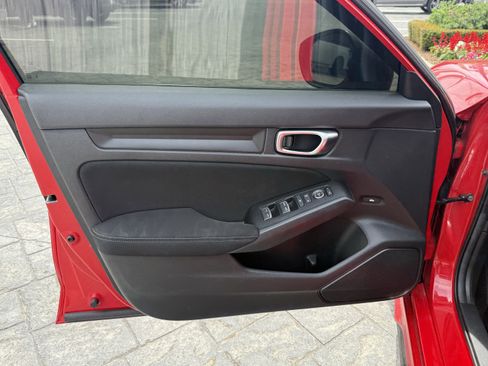 Used 2023 Honda Civic Sport image 10