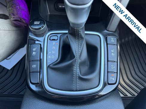 Used 2025 Kia Seltos SX w/ SX Sunroof Package image 24