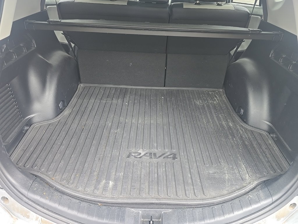 Used 2018 Toyota RAV4 Limited w/ All Weather Liner Package AWD/4WD image 10