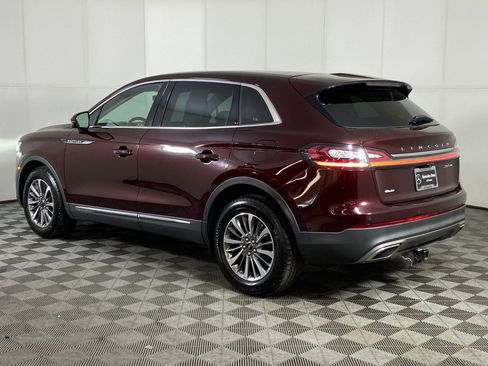 Used 2020 Lincoln Nautilus Premier w/ Equipment Group 101A image 3