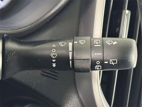 Used 2021 Subaru Ascent Limited w/ Technology Package image 24