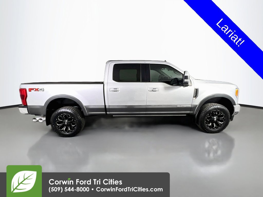 Used 2019 Ford F250 Lariat w/ Lariat Ultimate Package AWD/4WD image 16