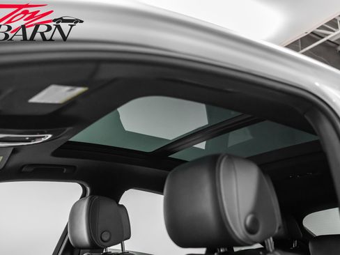 Used 2023 Audi SQ5 Prestige image 25