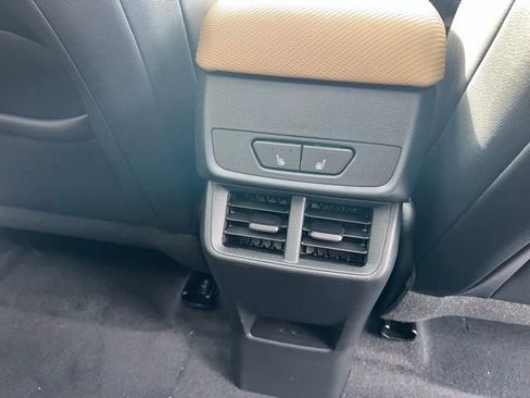 New 2026 Chevrolet Equinox ACTIV w/ Convenience Package III AWD/4WD image 30