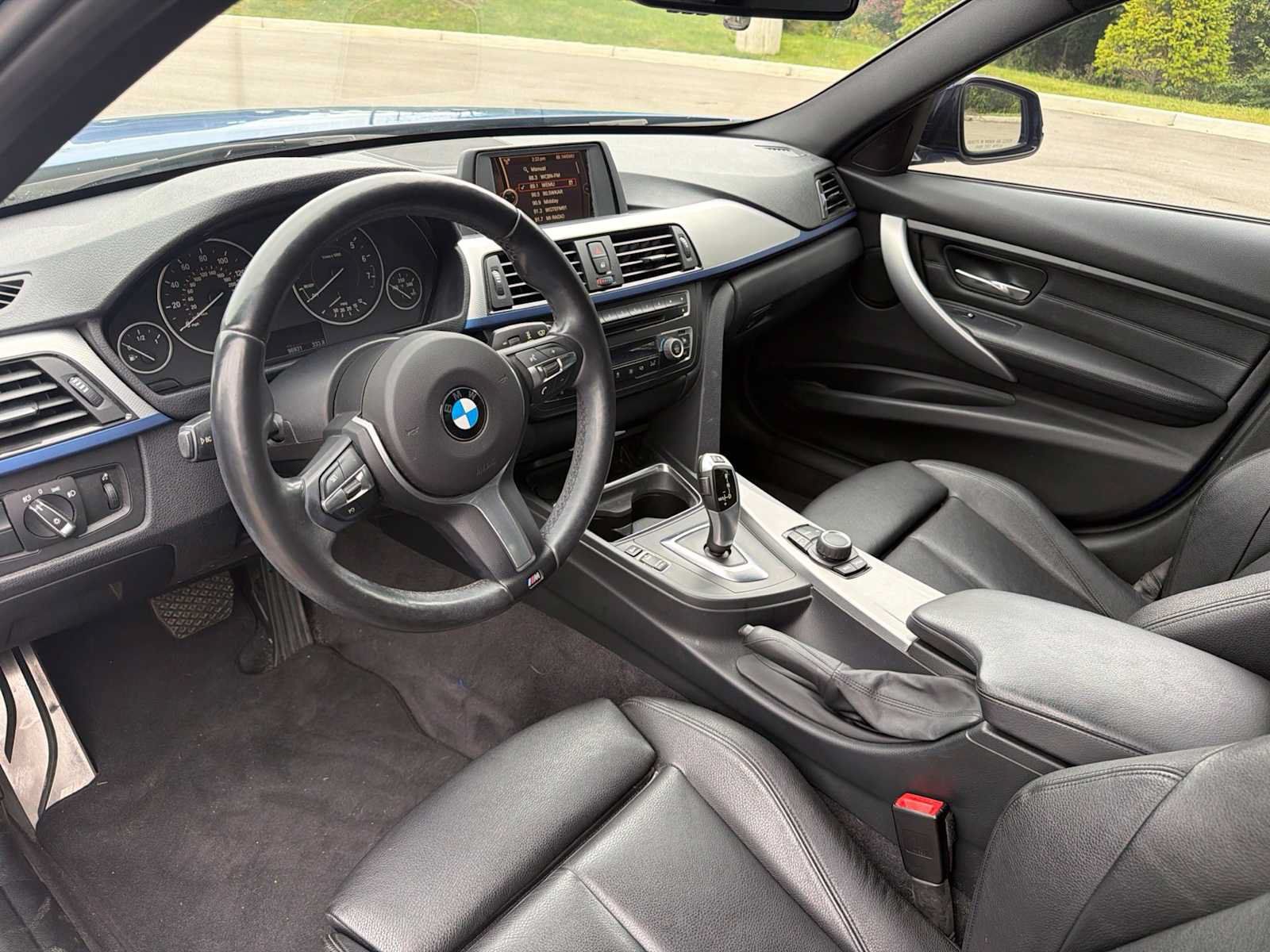 Used 2013 BMW 328i xDrive Sedan AWD/4WD image 18