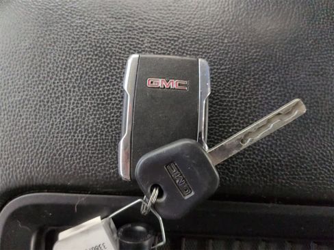 Used 2016 GMC Sierra 1500 Denali image 37