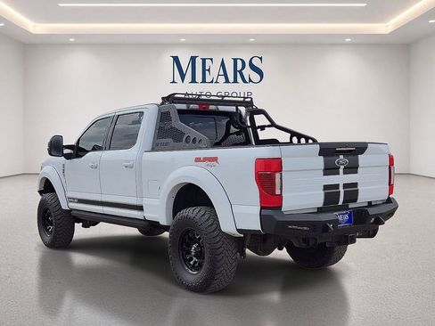 Used 2022 Ford F250 Lariat w/ Lariat Ultimate Package AWD/4WD image 3