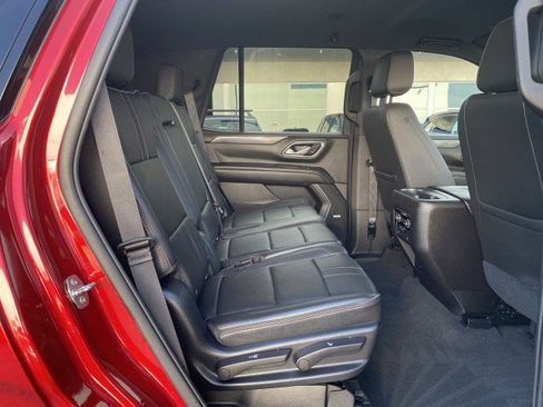 Used 2021 Chevrolet Tahoe RST w/ Luxury Package image 26