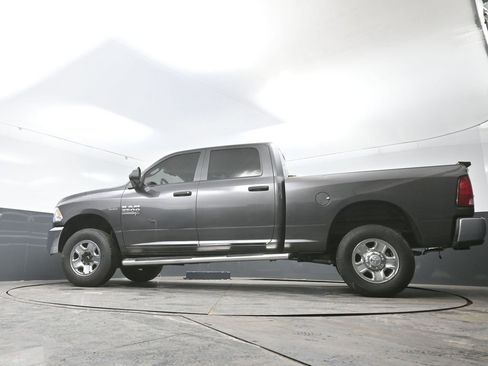 Used 2018 RAM 2500 Tradesman w/ Chrome Appearance Group image 29