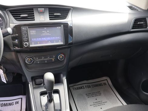 Used 2019 Nissan Sentra S FWD image 29