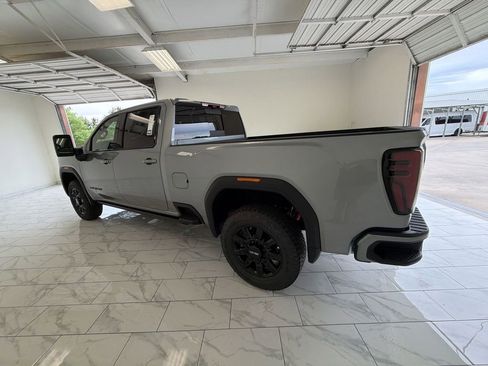 New 2026 GMC Sierra 2500 AT4 w/ Technology Package AWD/4WD image 6