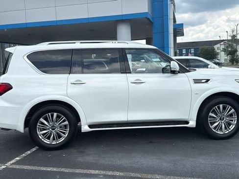 Used 2019 INFINITI QX80 Luxe RWD image 8