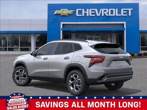 New 2026 Chevrolet Trax LT w/ Driver Confidence Package image 3