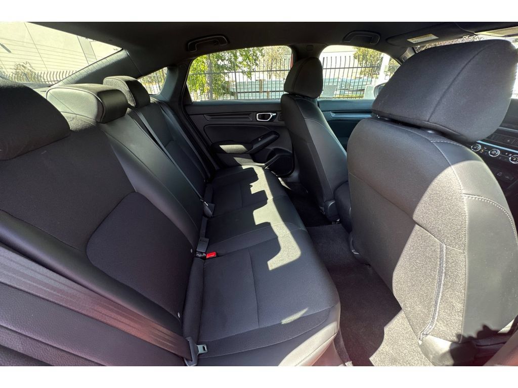 Used 2024 Honda Civic Sport image 17