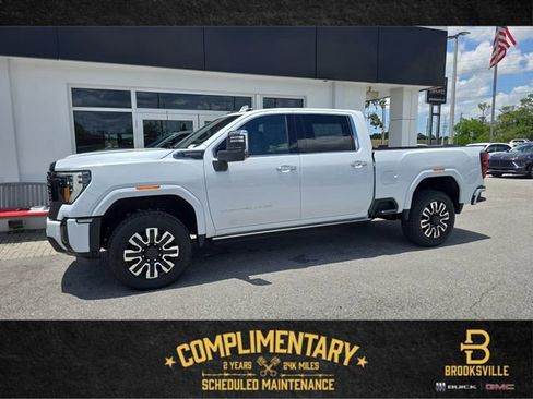 New 2026 GMC Sierra 2500 Denali Ultimate w/ Max Trailering Package AWD/4WD image 1