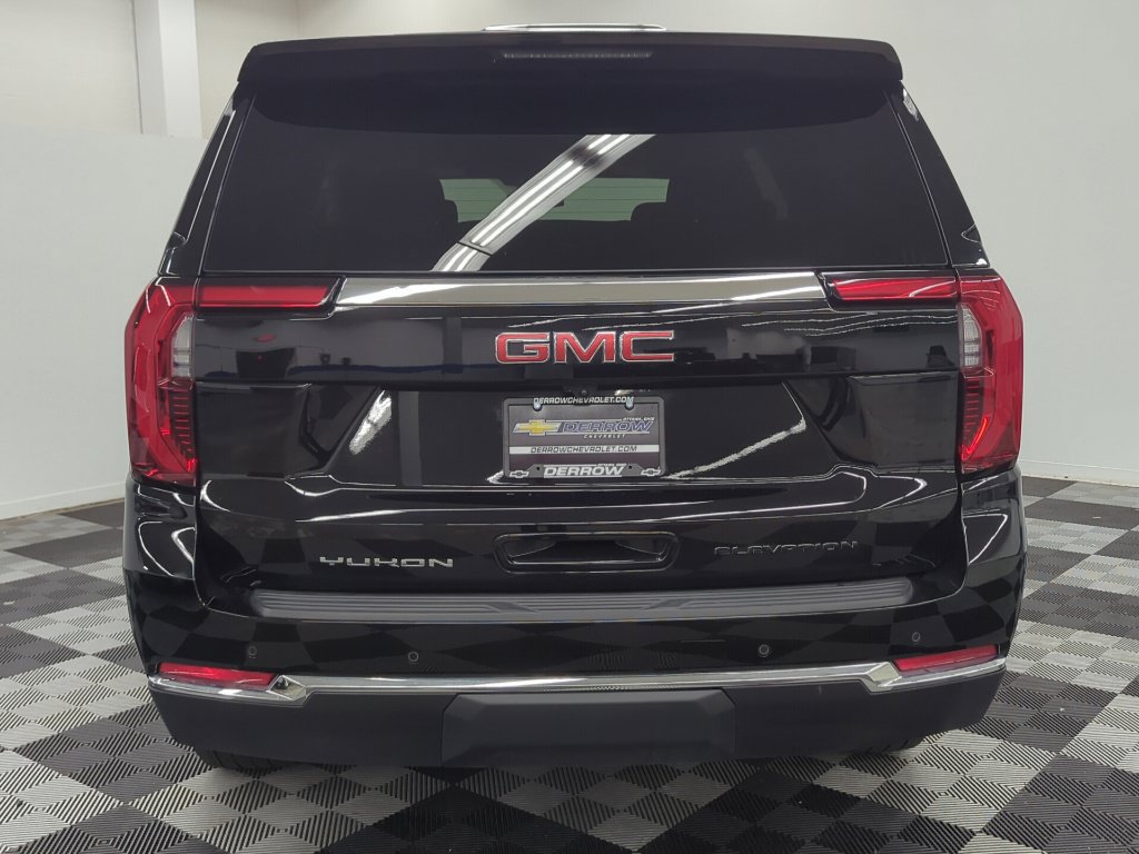 Used 2025 GMC Yukon Elevation AWD/4WD image 7