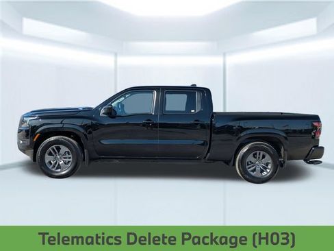 Used 2025 Nissan Frontier SV RWD image 2