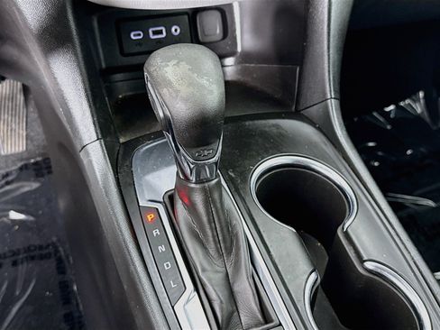 Used 2023 Chevrolet Equinox LS w/ LS Convenience Package FWD image 19