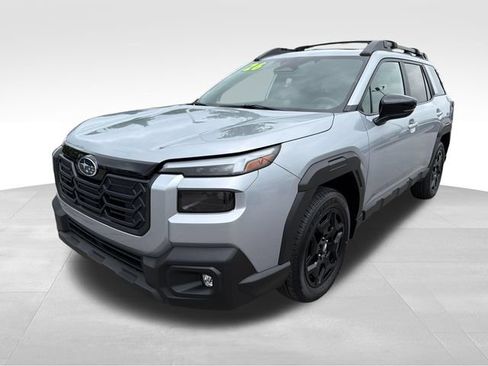 Certified 2026 Subaru Outback Limited AWD/4WD image 3