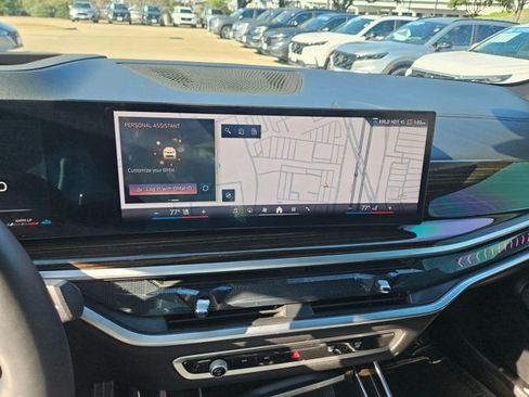 Used 2025 BMW X5 xDrive40i w/ M Sport Package image 24