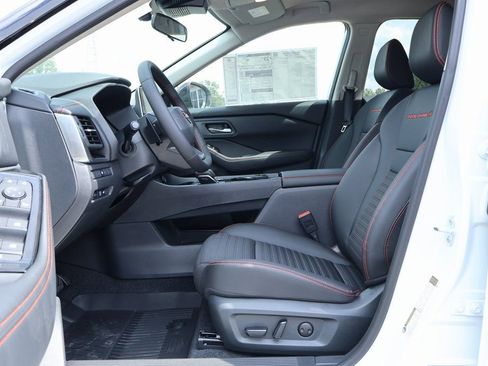 New 2026 Nissan Rogue Rock Creek image 7