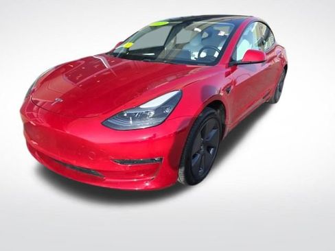 Used 2022 Tesla Model 3 Long Range image 3