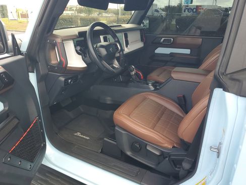Used 2024 Ford Bronco Heritage Edition image 11