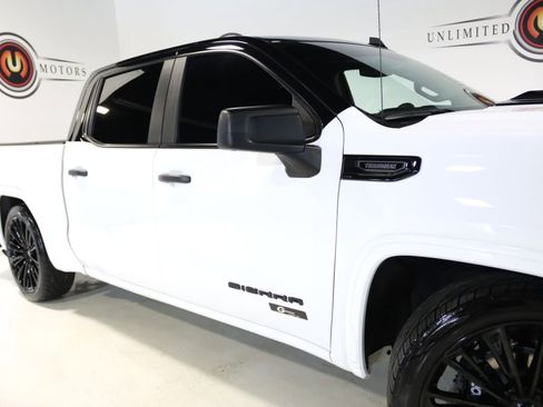Used 2025 GMC Sierra 1500 Pro w/ Graphite Edition image 7