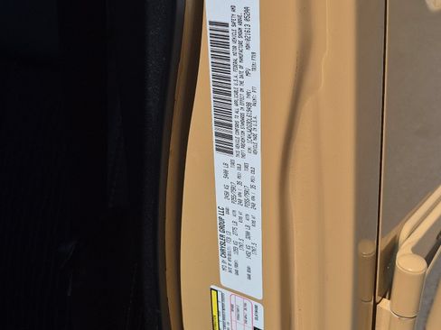 Used 2013 Jeep Wrangler Unlimited Sport AWD/4WD image 23
