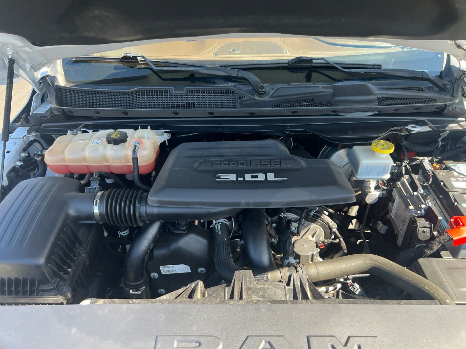 Used 2021 RAM 1500 Limited AWD/4WD image 3