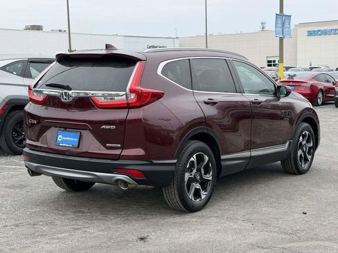 Used 2018 Honda CR-V Touring image 2