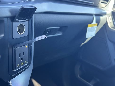 New 2026 Ford F150 XLT w/ FX4 Off-Road Package image 8