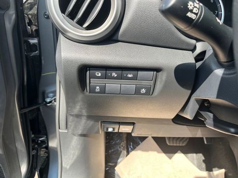 New 2025 Nissan Versa S w/ Trunk Package image 12