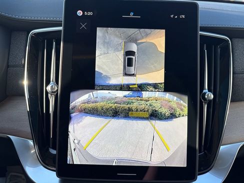 New 2026 Volvo XC90 B6 Plus w/ Protection Package Premier AWD/4WD image 27