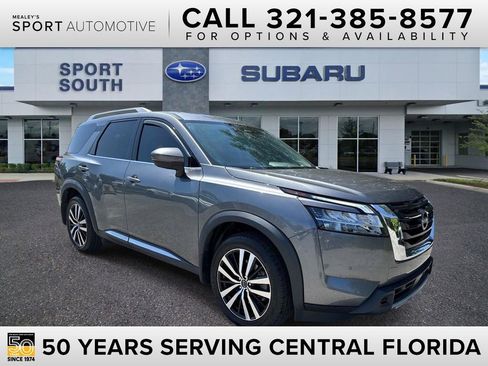 Used 2024 Nissan Pathfinder Platinum AWD/4WD image 1