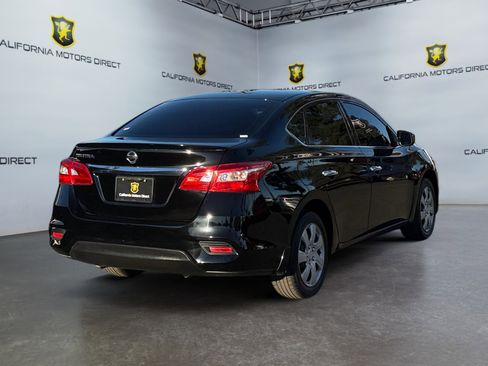 Used 2016 Nissan Sentra S image 5