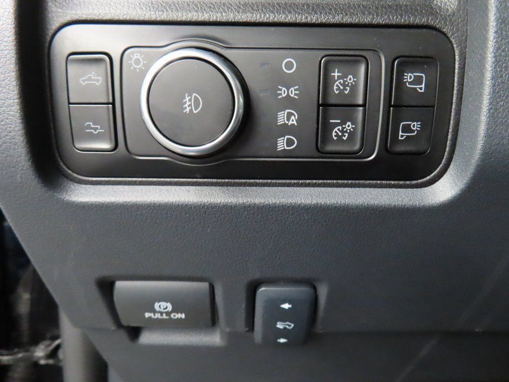 Used 2025 Ford F450 Platinum AWD/4WD image 62