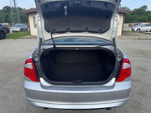 Used 2011 Ford Fusion SEL FWD image 17