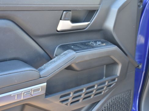 Used 2024 Toyota Tacoma 4x4 Double Cab image 27